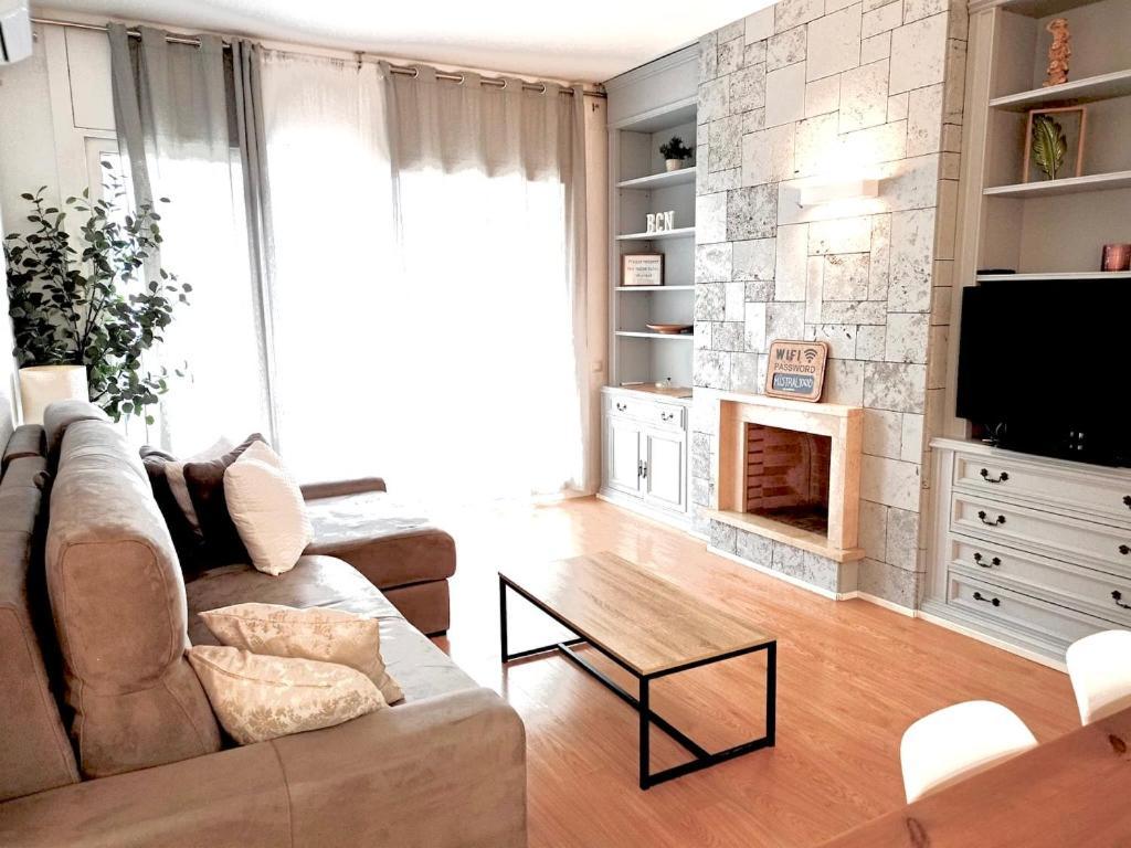 Family-Friendly Home In Central Barcelona 4Bdr Exteriör bild